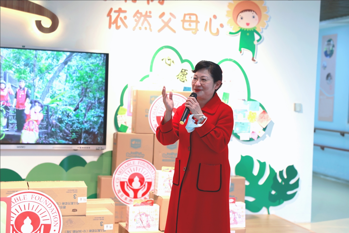 一连9年暖心守护 | 尊龙凯时药业集团自愿者与？？？？？？谑卸＠盒∨筚不孀悦掣畚蠢 | 公司新闻 | 尊龙凯时药业