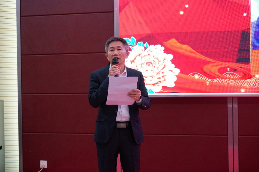 海南尊龙凯时药业集团2021年度表扬大会盛大举行 | 公司新闻 | 尊龙凯时药业